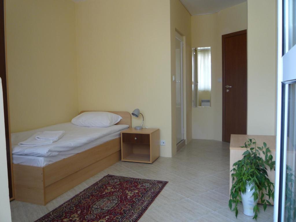 Hostel Sylvia Sofia Ngoại thất bức ảnh