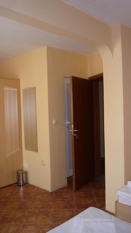 Hostel Sylvia Sofia Ngoại thất bức ảnh