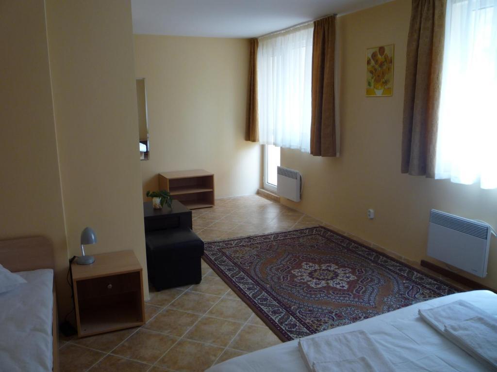 Hostel Sylvia Sofia Ngoại thất bức ảnh